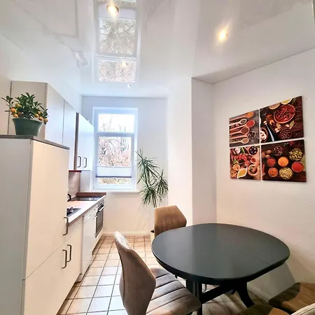 Fleiger 3 In Zentrum 아힘